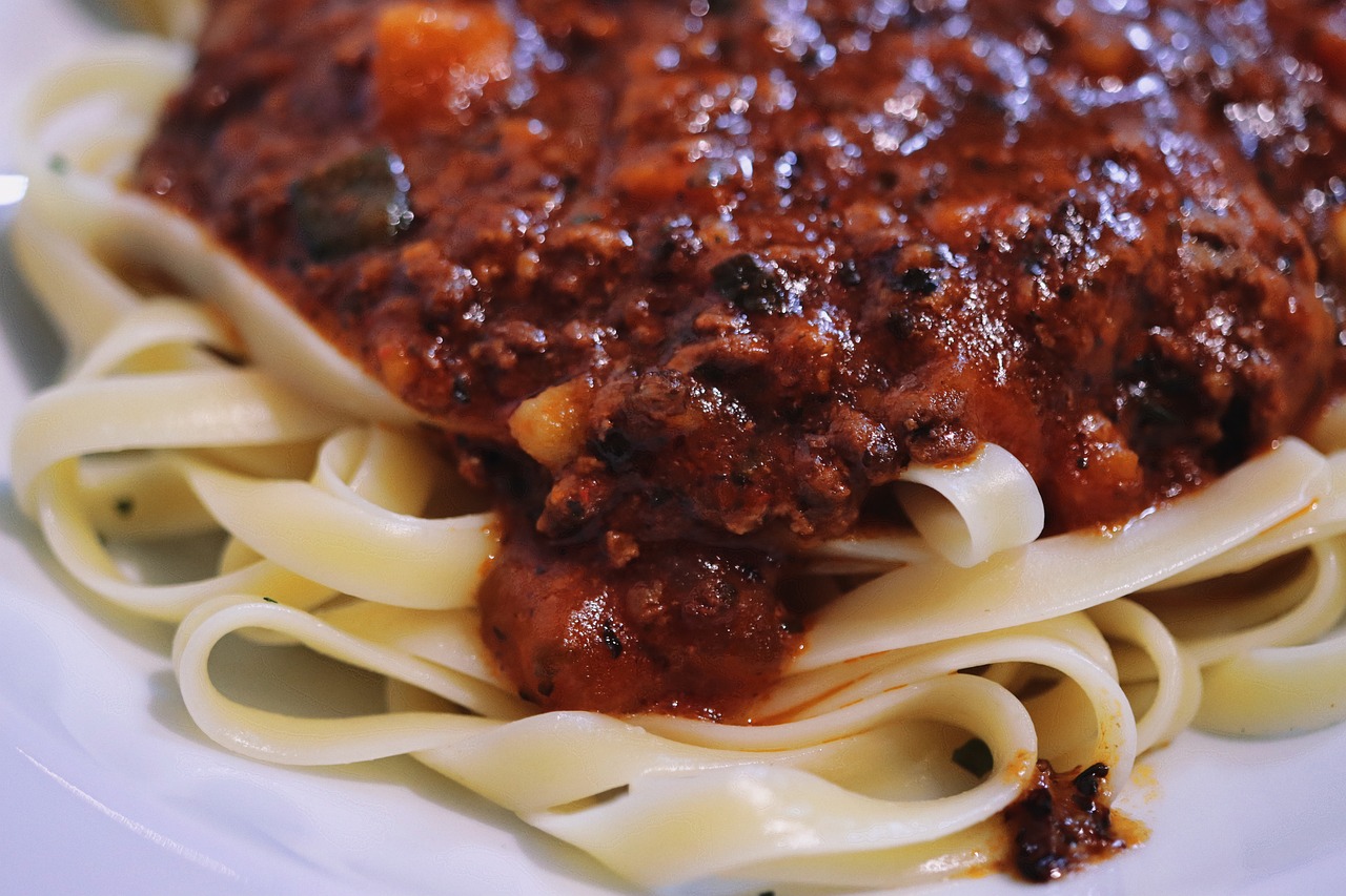 Tagliatelle con ragù bolognese